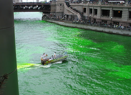 Boat adds dye to water