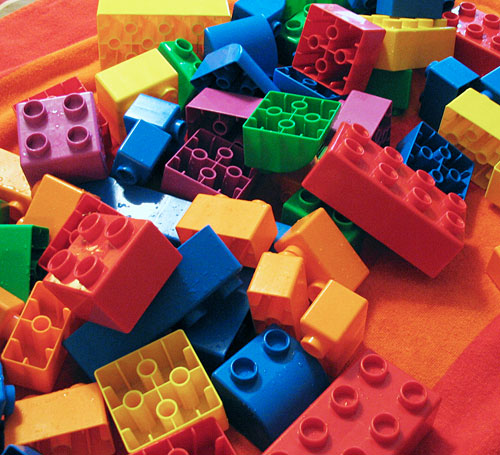 Cleaning oversized LEGO bricks